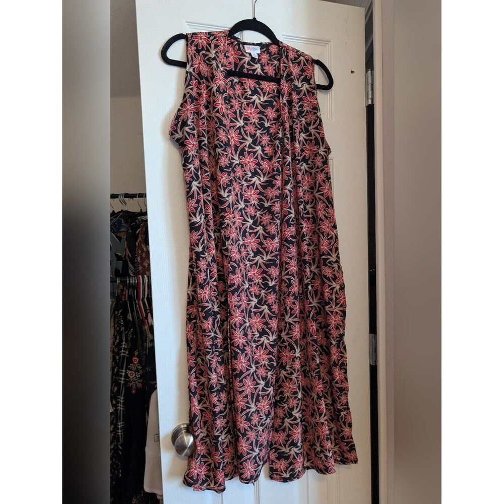 LulaRoe Sleeveless Red And Black Floral Duster Kimono Cover-up Size Med NWOT